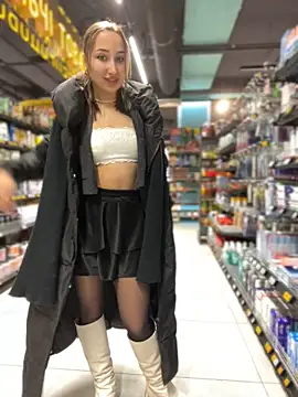 Pokazy przed kamerką – ICrazyOneIRL