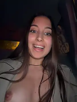 ICrazyOneIRL's Webcam Show
