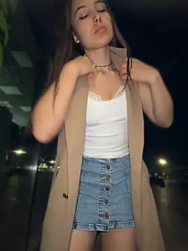 Show modela ICrazyOneIRL na web-kameri