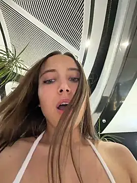 ICrazyOneIRL: вебкам-шоу