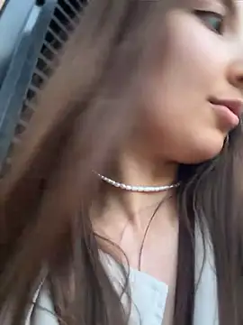 ICrazyOneIRL Webcam-Show