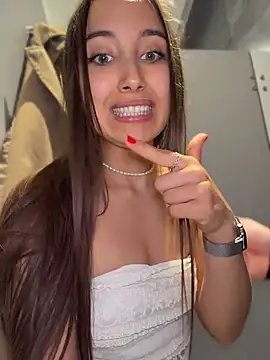 ICrazyOneIRL Webcam-Show