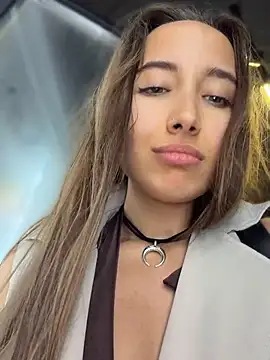 Show modela ICrazyOneIRL na web-kameri