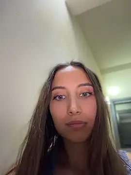 Show modela ICrazyOneIRL na web-kameri