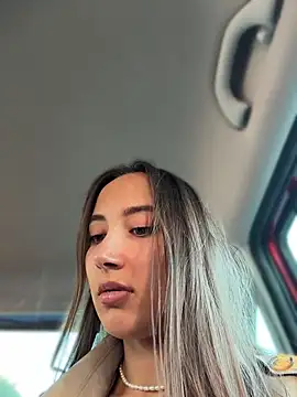 ICrazyOneIRL Webcamshow