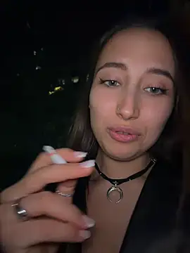 ICrazyOneIRL Pertunjukan Webcam