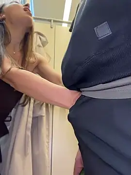 Show modela ICrazyOneIRL na web-kameri
