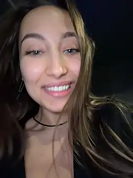Show modela ICrazyOneIRL na web-kameri