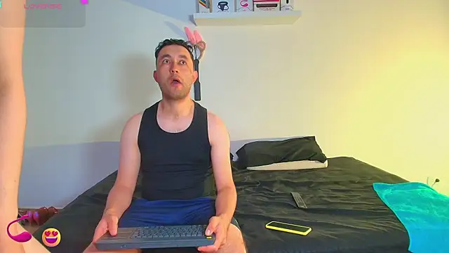 JeremmyAndStacy: διαδικτυακό σόου στην κάμερα