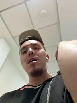 adam-rivera Webcam-Show