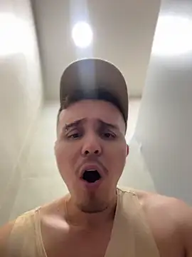 Webkamerová show adam-rivera