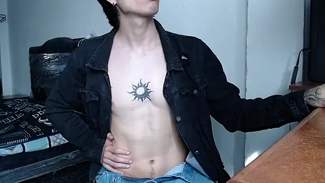 Show modela Dante_Alpha na web-kameri