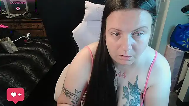 NarcissisticNympho's Live XXX Chat