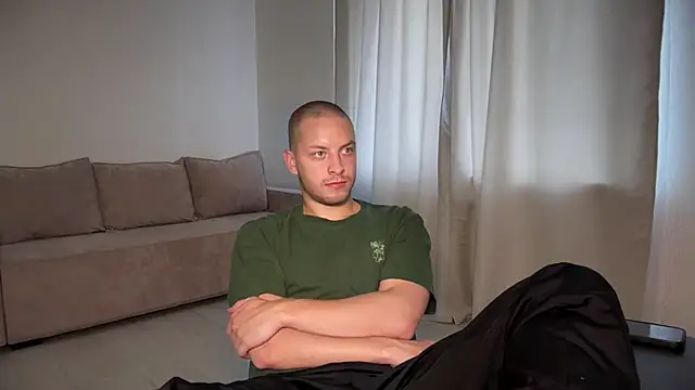 Вебкам-шоу meforyou777