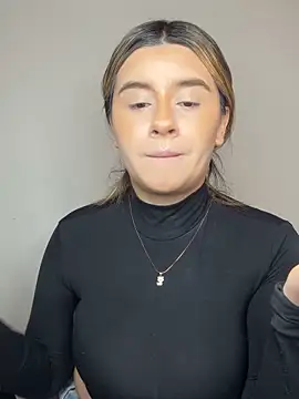 SaraBraun_'s Live XXX Chat