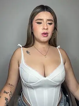 Sembang XXX Secara Langsung SaraBraun_