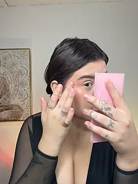 Živý XXX chat SaraBraun_