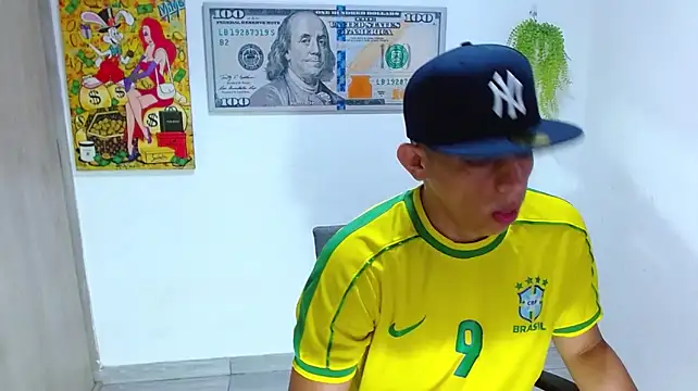 cash_master_danieln Webbikameraesitys
