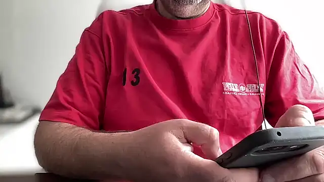 EnolicDenture webkamerás műsora