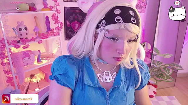 Noisy_doll's Live XXX Chat