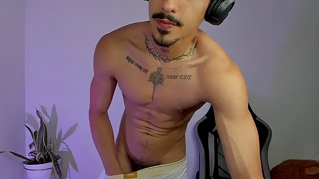 Lukeetaylor Webcam Show
