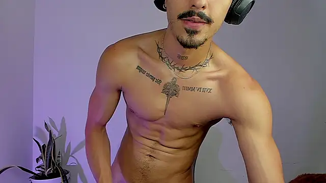 Lukeetaylor Pertunjukan Webcam