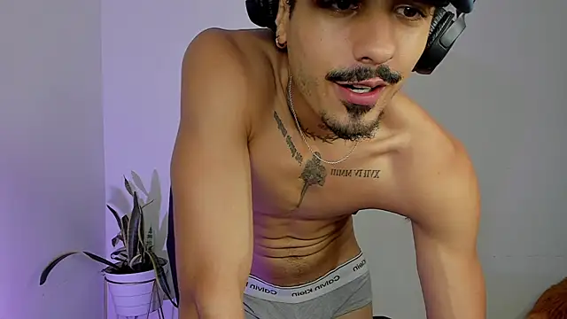 عرض كام Lukeetaylor