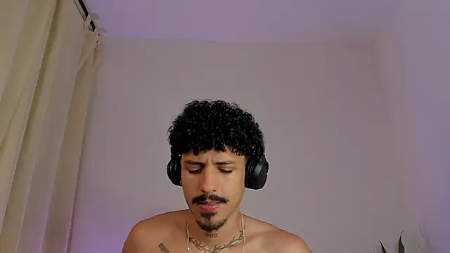 הופעת וובקאם של Lukeetaylor