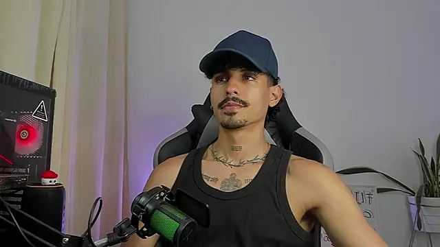 Lukeetaylor Шоу с уебкамера