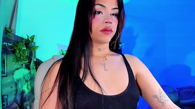 Devil_Kitsa Show Webcam