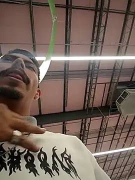 Show modela MexiicanOooooooo na web-kameri