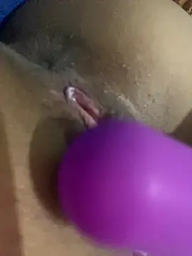 Deliciamisteriosa10 Adlı Modelin Web Kamerası Şovu