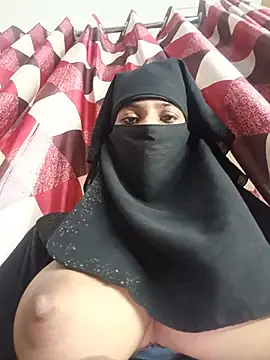 Aafreen_36 Show in webcam