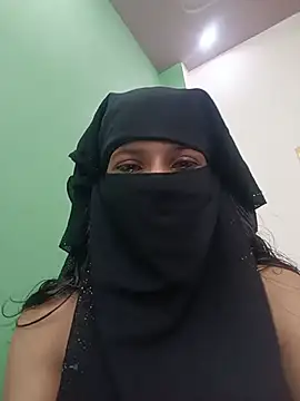 Aafreen_36 Show in webcam