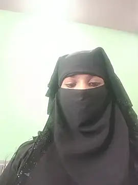 Aafreen_36 লাইভ XXX চ্যাট