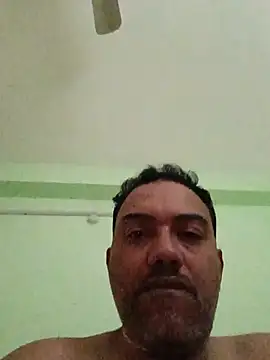 Show modela Daniel-horny-indian na web-kameri