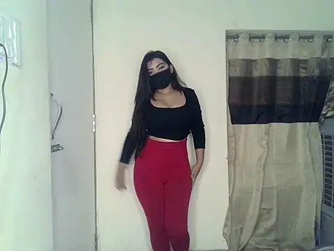 ishi_Beauty Chat XXX in diretta