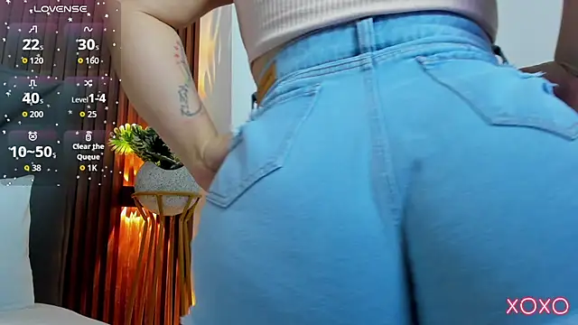 แชท XXX สดของ linda_rios_