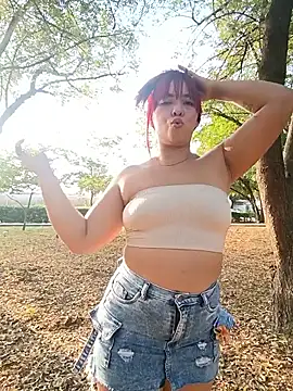 KathaDanger 在線直播表演