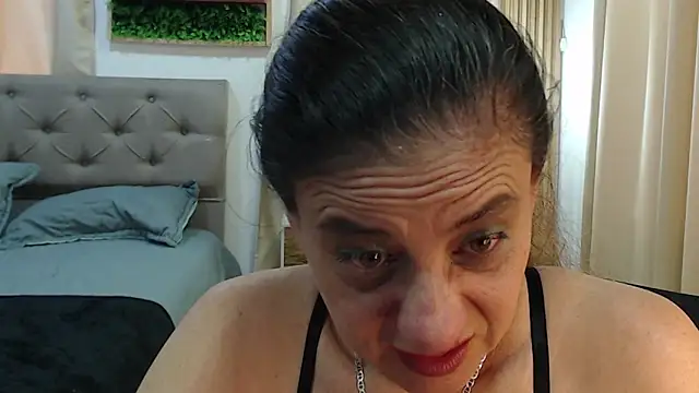 Chat XXX en directo de sasi_luna