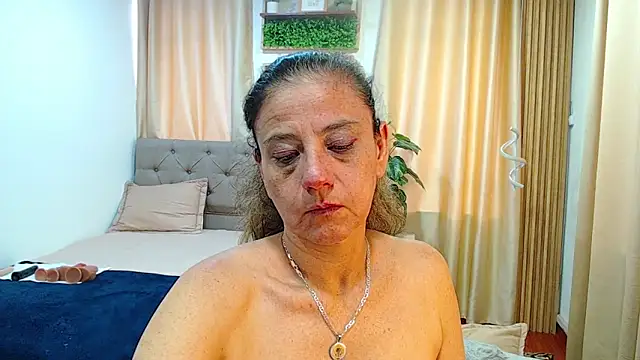 sasi_luna Live XXX-chat