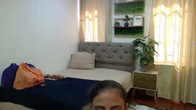 sasi_luna чат на живо
