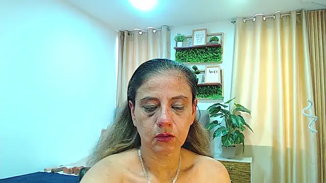 Sala de chat en directo de sasi_luna