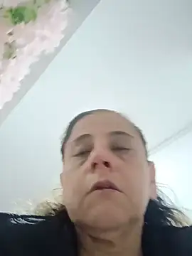 Chat +18 de sasi_luna ao vivo