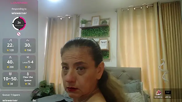 sasi_luna: απευθείας συνομιλία ΧΧΧ