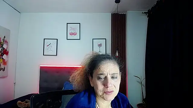 sasi_luna Chat XXX live