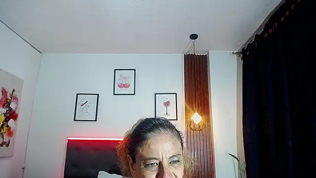 sasi_lunaのライブXXXチャット
