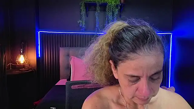 Chat XXX ao vivo de sasi_luna