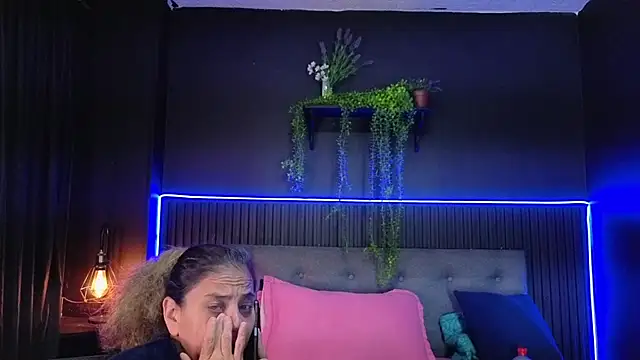 Chat XXX ao vivo de sasi_luna