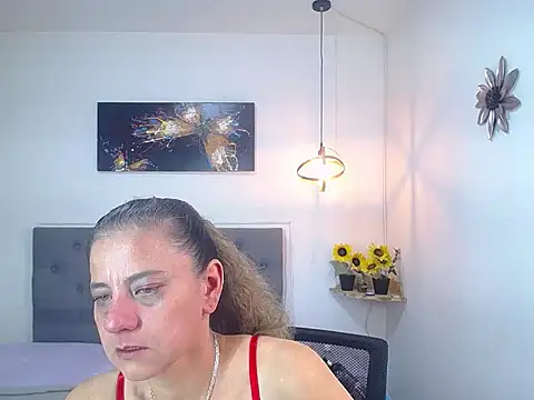sasi_luna's Live XXX Chat